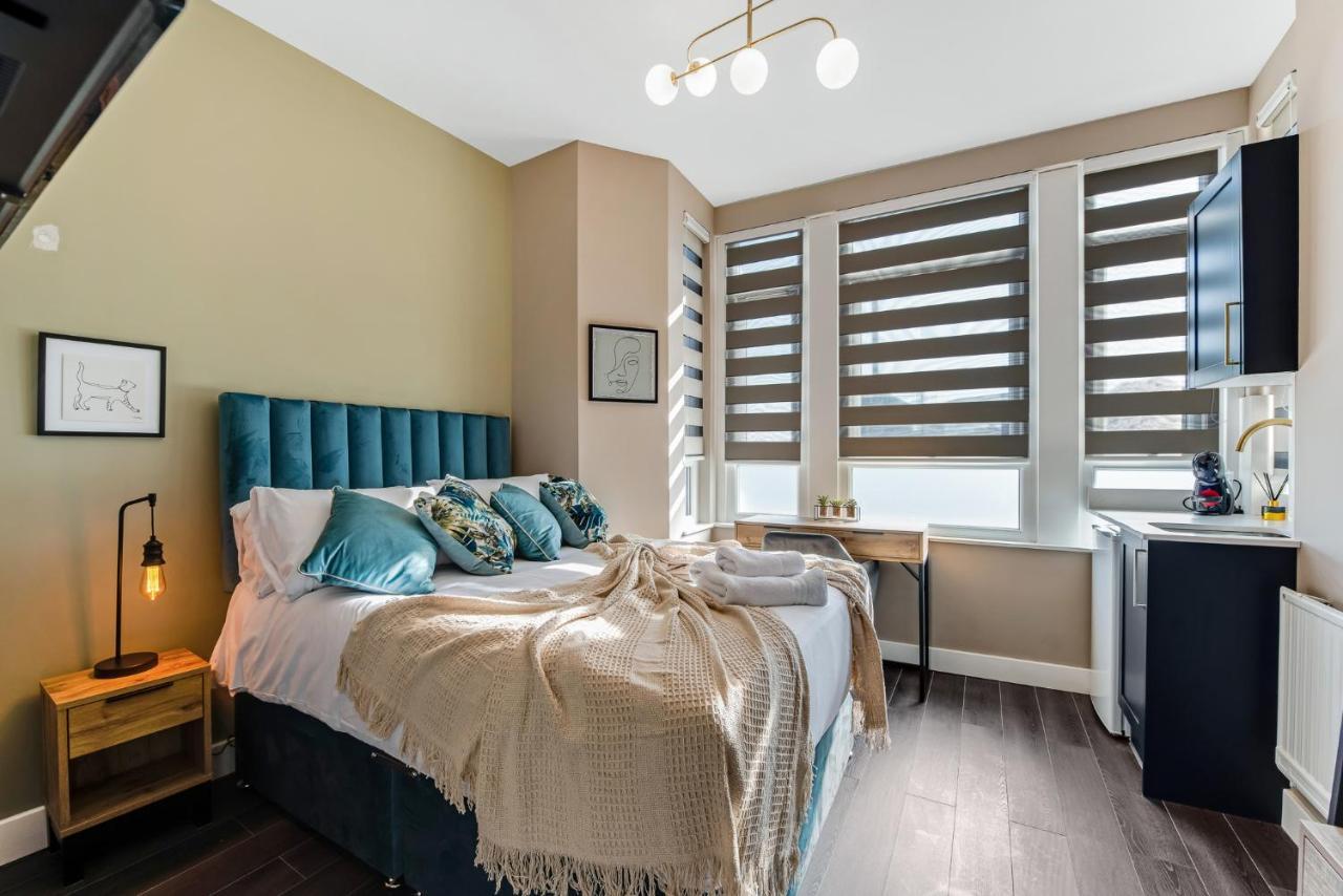 Elegant Studio - Perfect For Explorers Apartment London Exterior photo