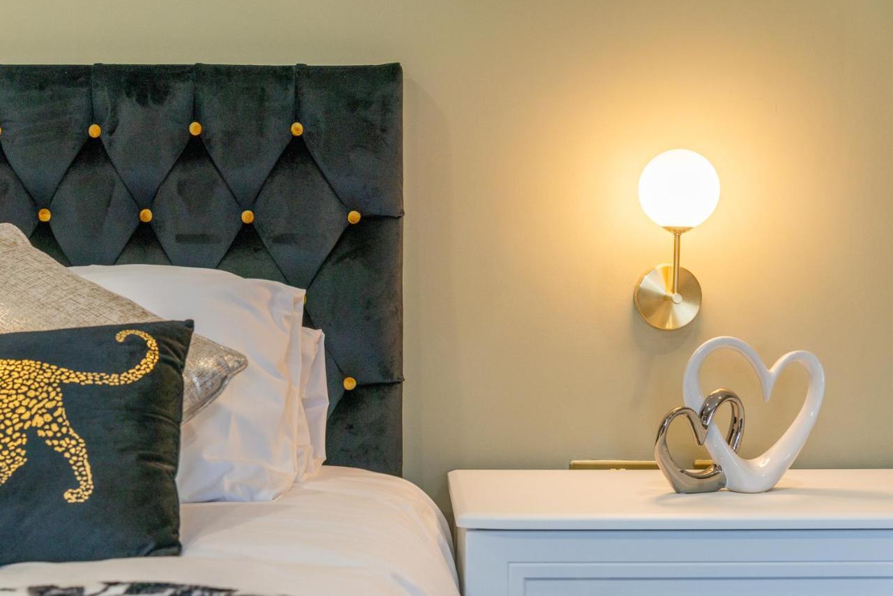 Elegant Studio - Perfect For Explorers Apartment London Exterior photo